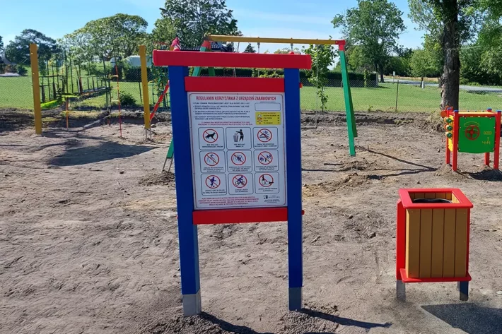 DW-04-2-tablica-informacyjna-z-regulaminem DW-04-2-tablica-informacyjna-z-regulaminem