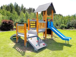 Zestaw Zabawowy to doskonałe rozwiązanie, które zapewni dzieciom godziny fantastycznej zabawy na świeżym powietrzu.